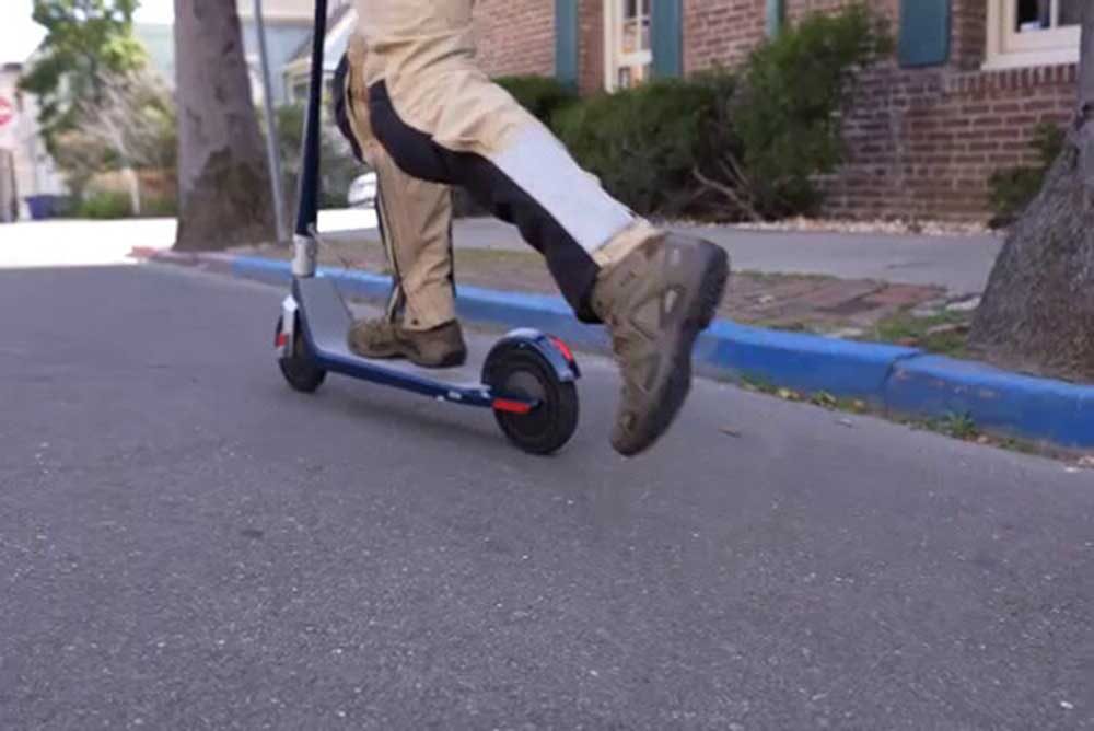 How to ride an electric scooter