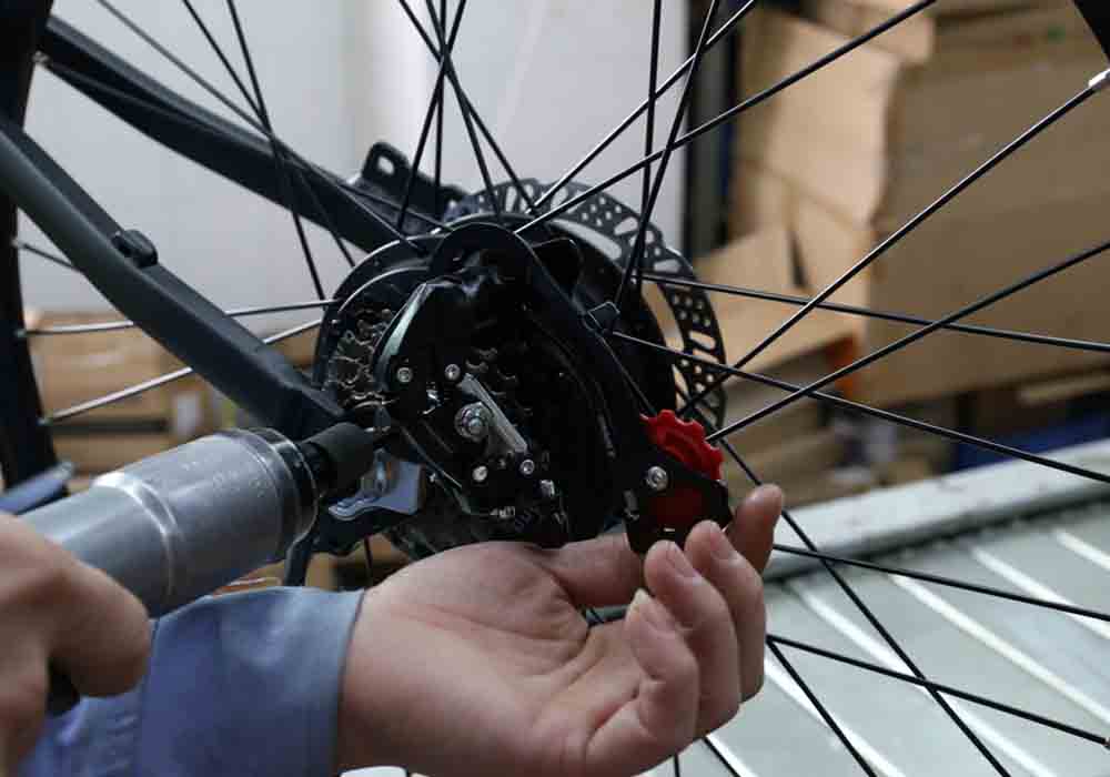 Why your bike spokes keep breaking - Blog - 2