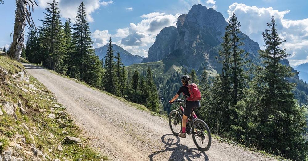 Can electric bikes go up hills - Blog - 2