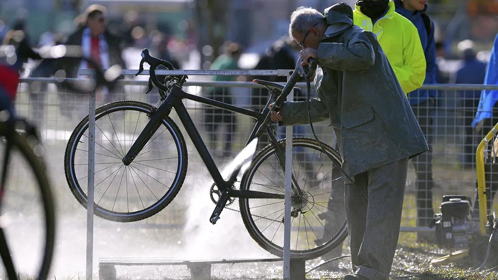 Can electric bikes get wet - Blog - 3