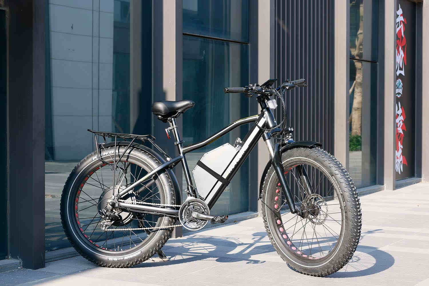 RS Recommends: Ditch the Car (and Gas Hike) for These Top-Rated E-Bikes Instead - Blog - 2