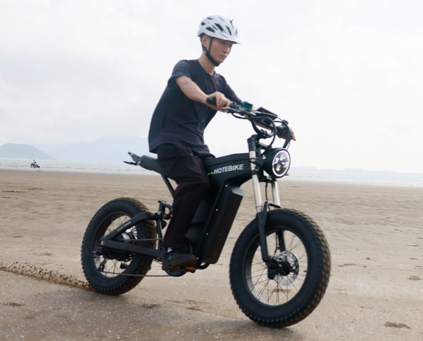 How Far Can My E-Motorcycle Go?